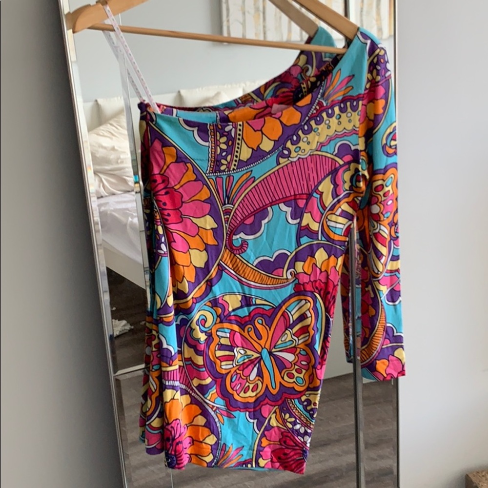 CUTE dress!! Perfect for spring or summer!!!